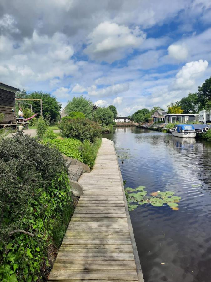 Waterhuis Friesland Oudwoude Exterior photo